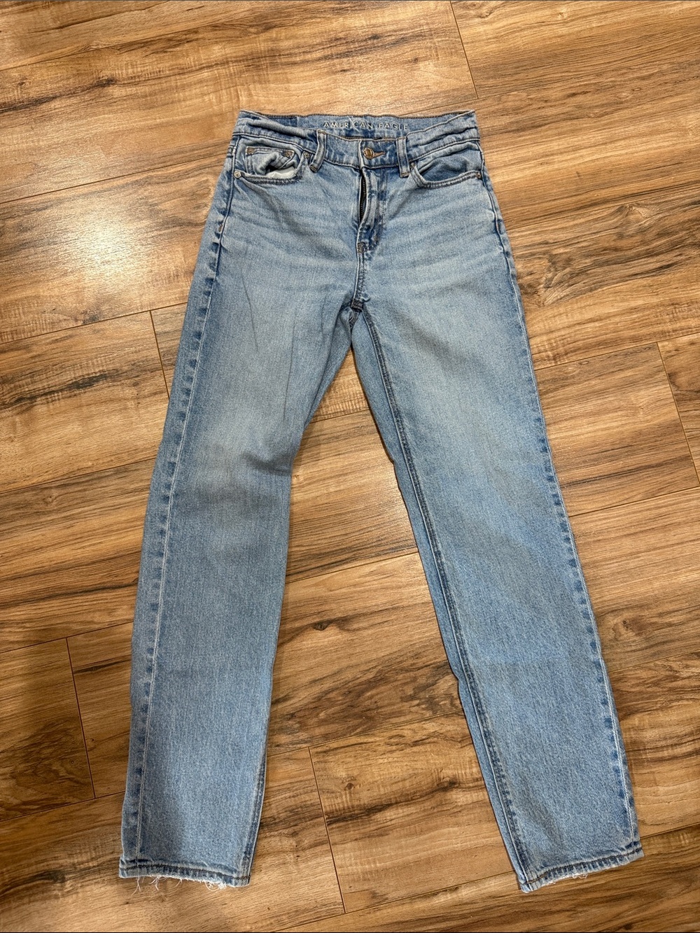 American Leg Light Wash Women's Jeans - Classic High-Rise Denim